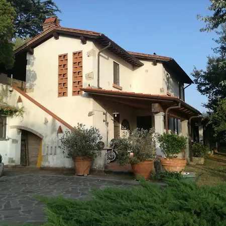 Vila Podere Buonarosa *